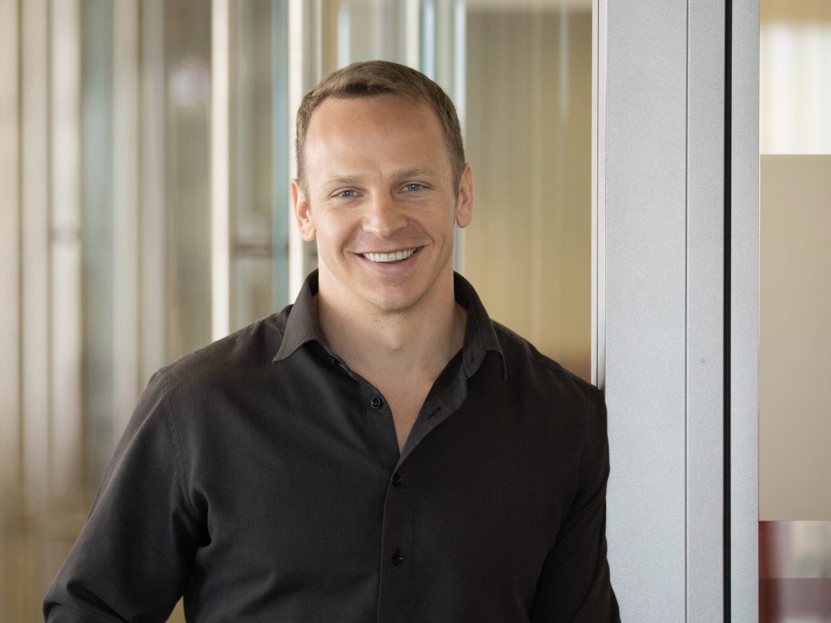 Marine veteran Evan Munsing drops out of 8th Congressional District race